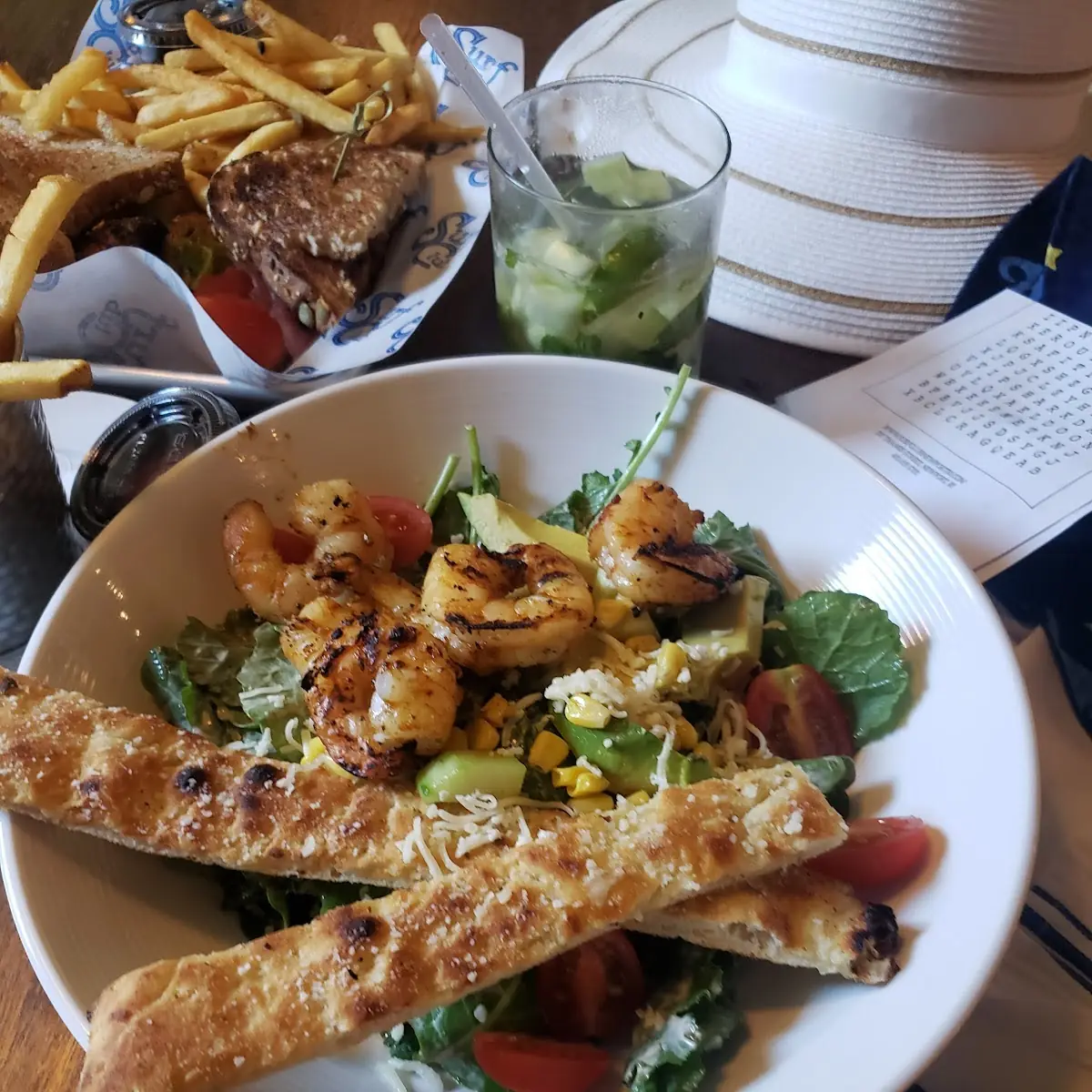 Grilled Shrimp Y Kale