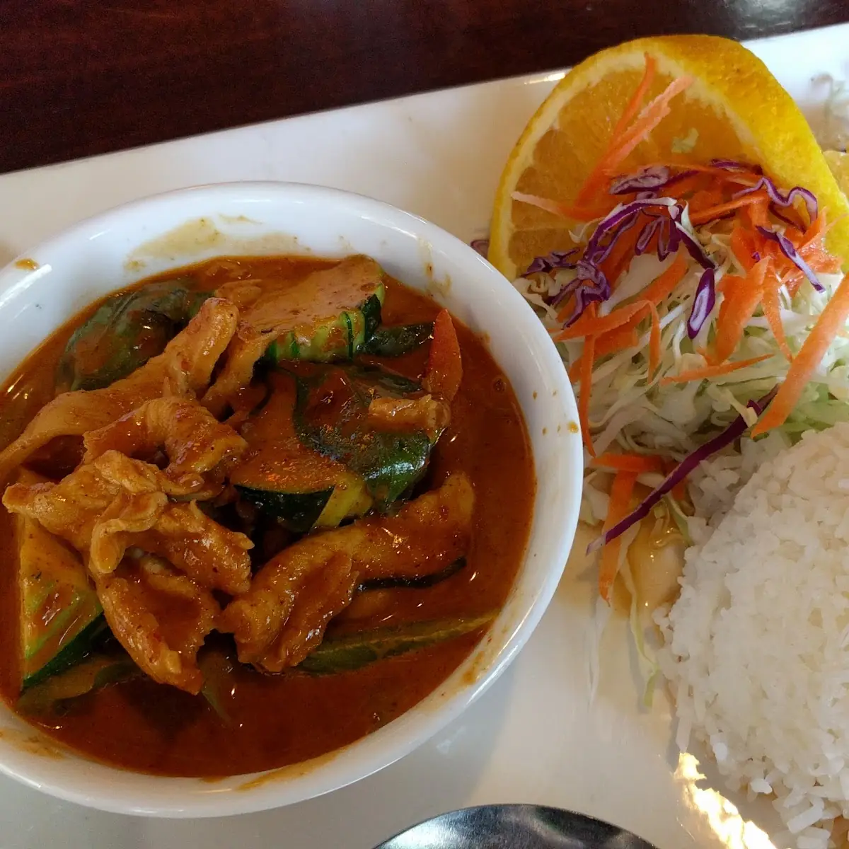 L Red Curry