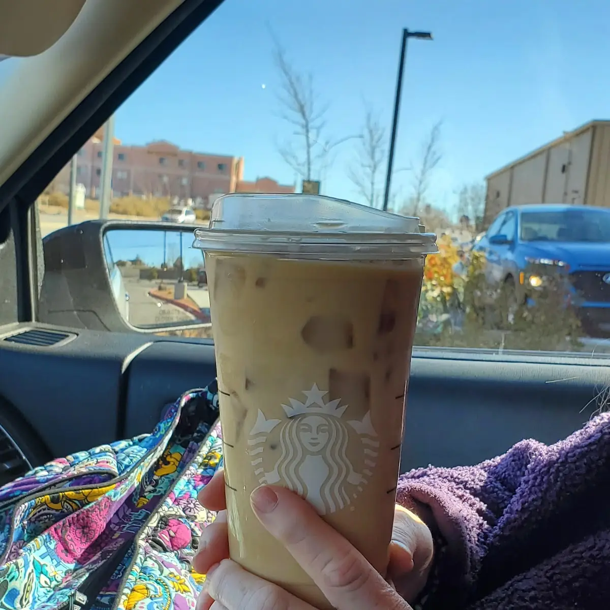 Iced Vanilla Latte