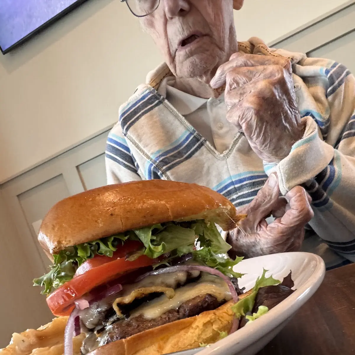 Smash Burger with Swiss Cheese