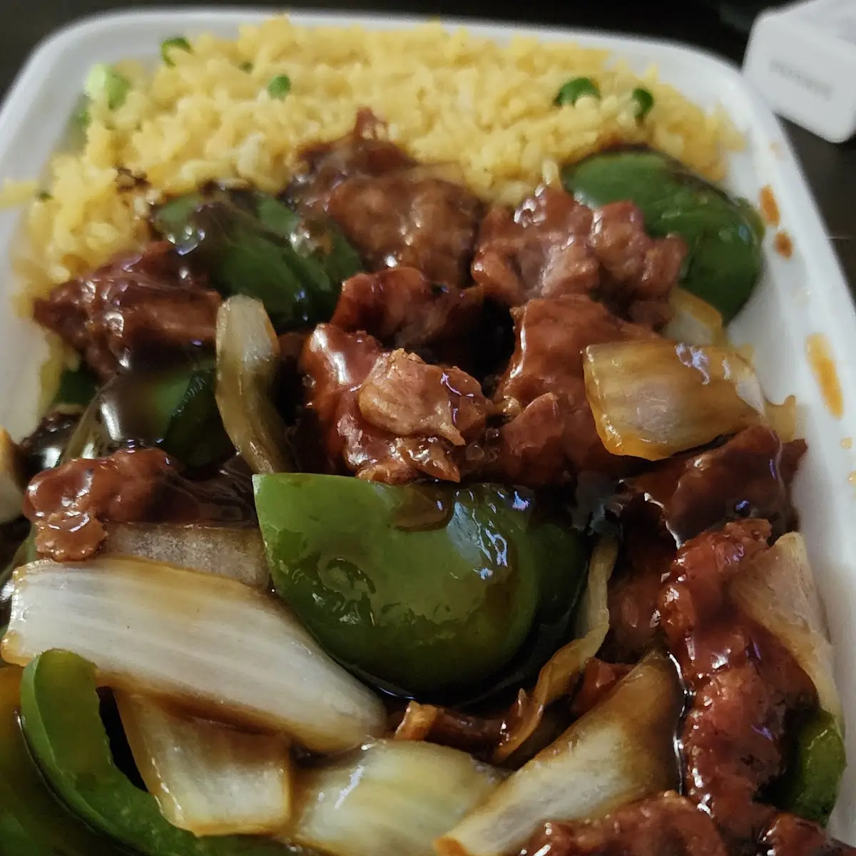 Beef with Garlic Sauce Quart