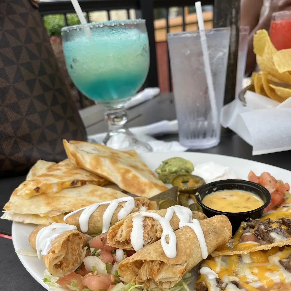 Border Sampler Platter