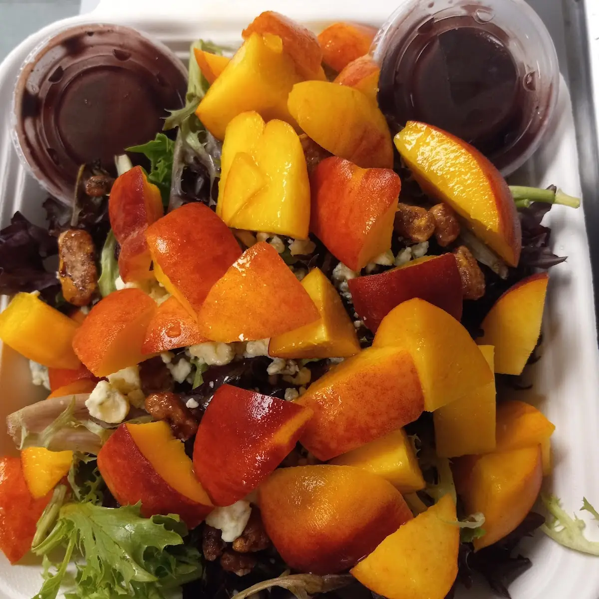 Peach Pecan Salad