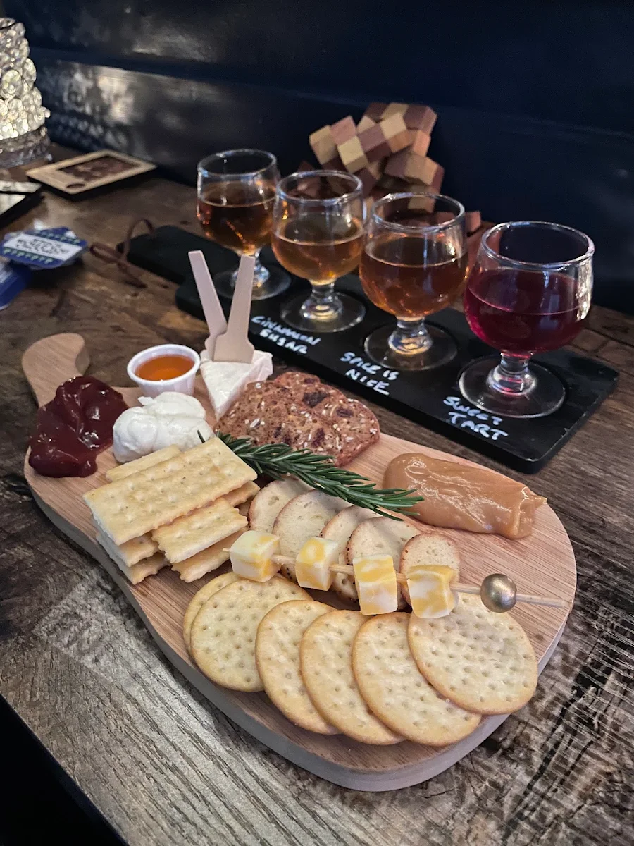 Cheese & Crackers