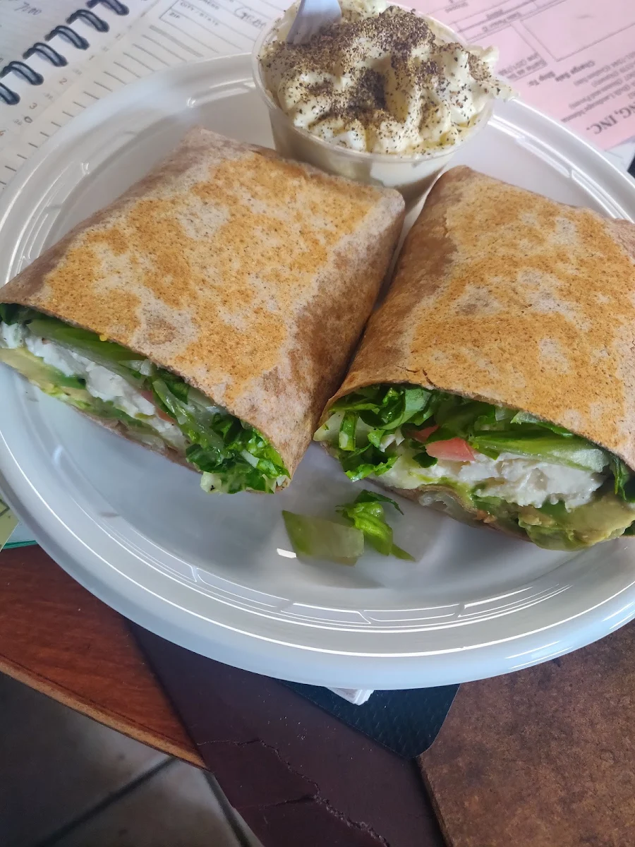 Three Egg Whites with Low Fat Cheese and Turkey