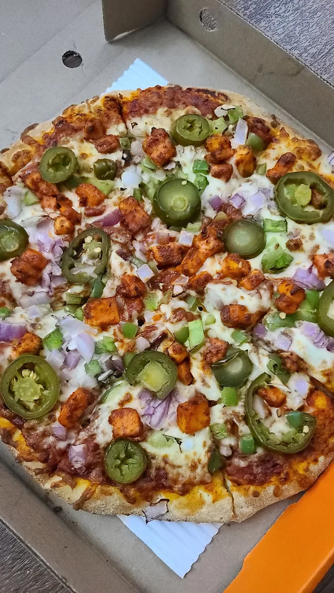 Tandoori Paneer Pizza, Pizza Pizza