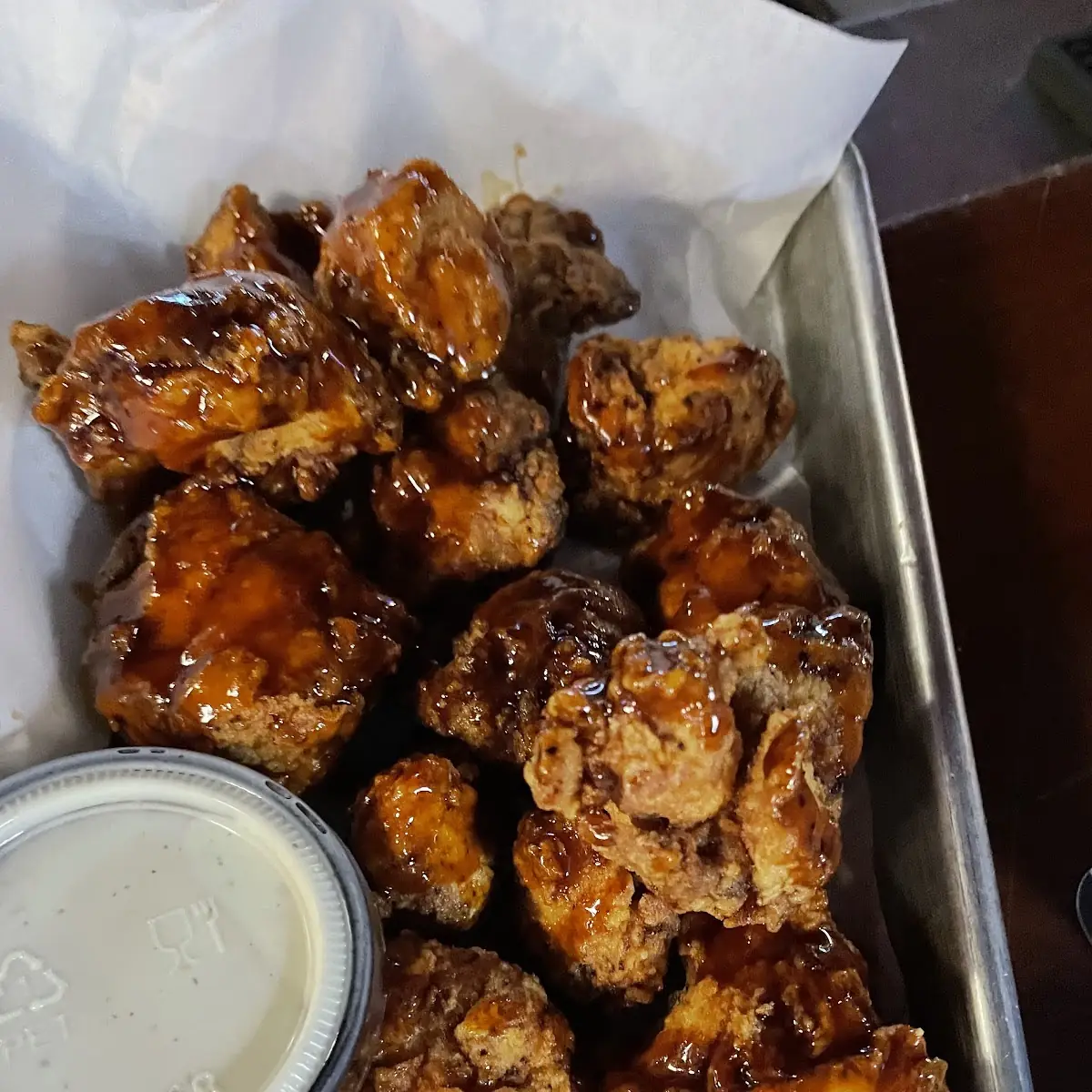 Bemeless Chicken Wings