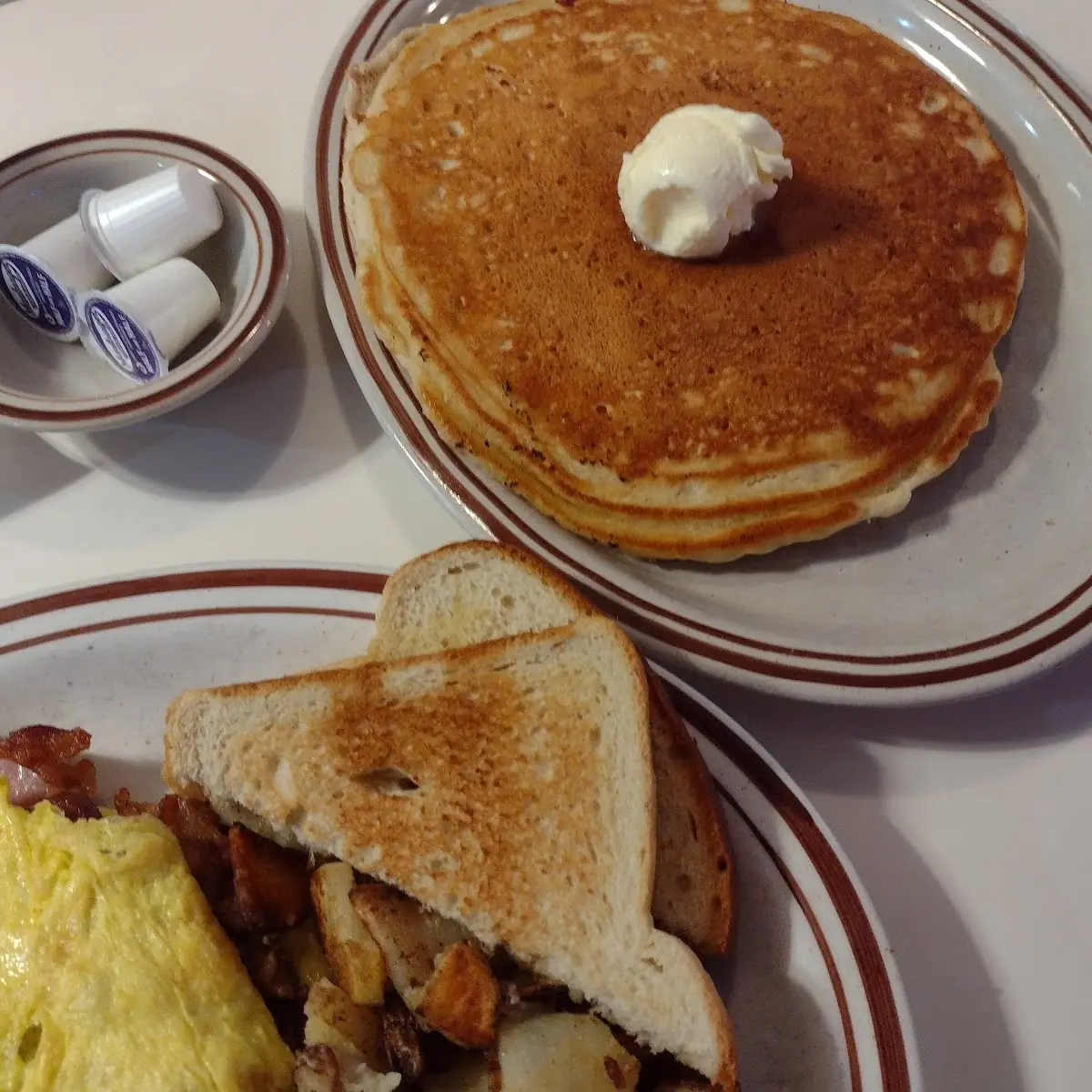 1 Pancake 2 Eggs Bacon & Sausage