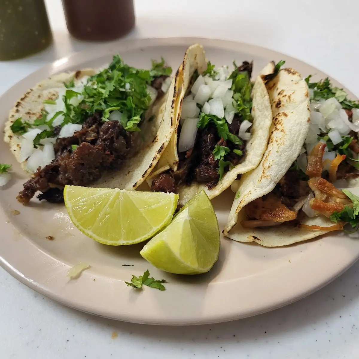 Tacos Cachete Lengua Carnitas