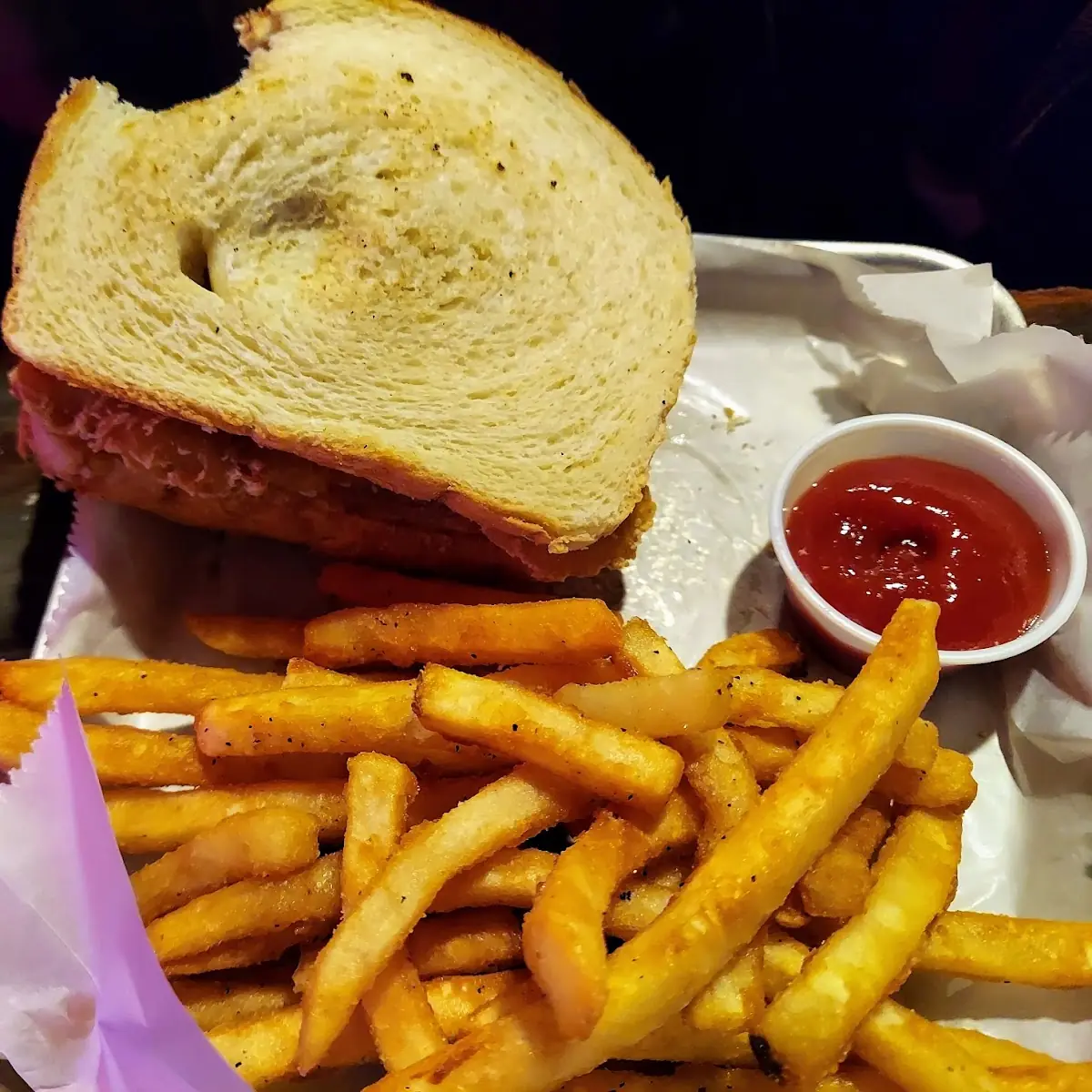 Fish Sandwich with Fries