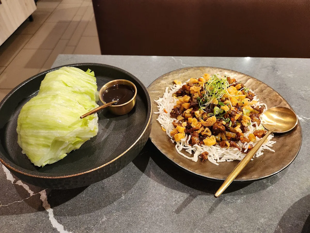 Super Meat Chicken Lettuce Wrap / 生菜包