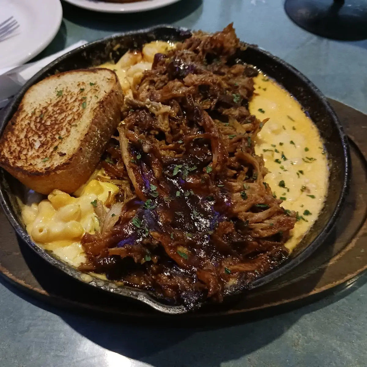 Pulled Pork Mac and Cheese