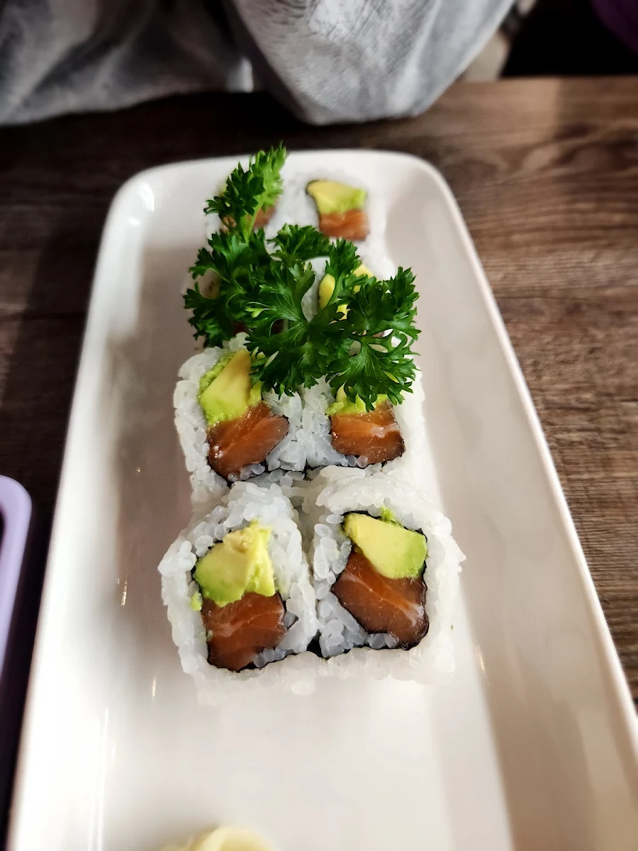 Salmon Roll