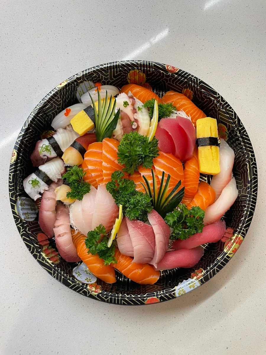 Sushi and Sashimi Lunch