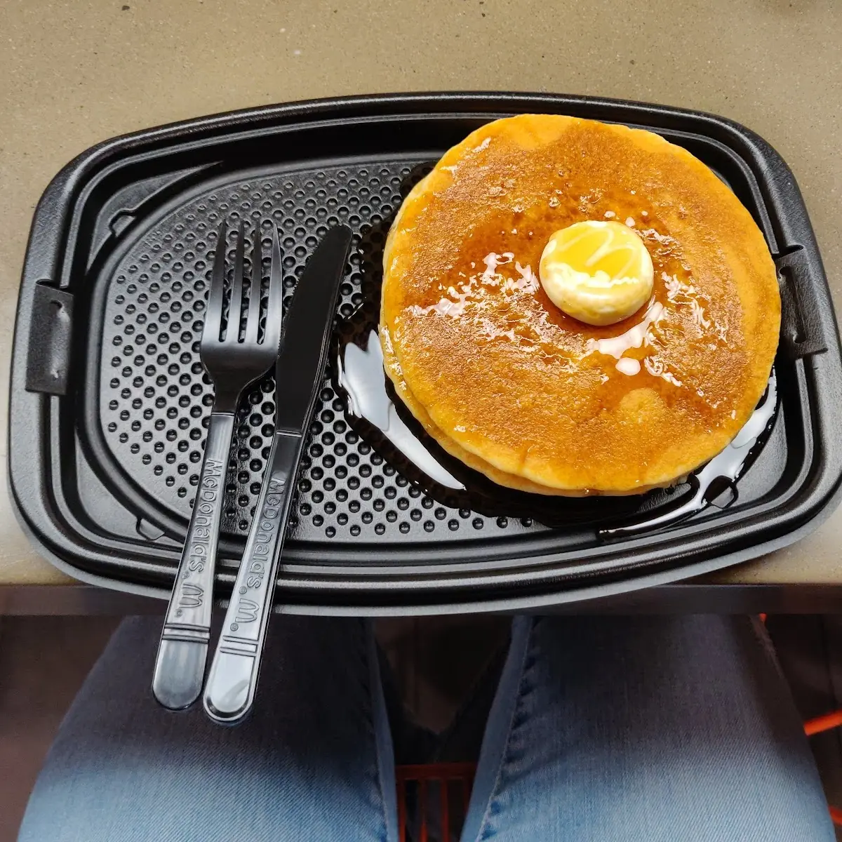 Big Breakfast with Hotcakes