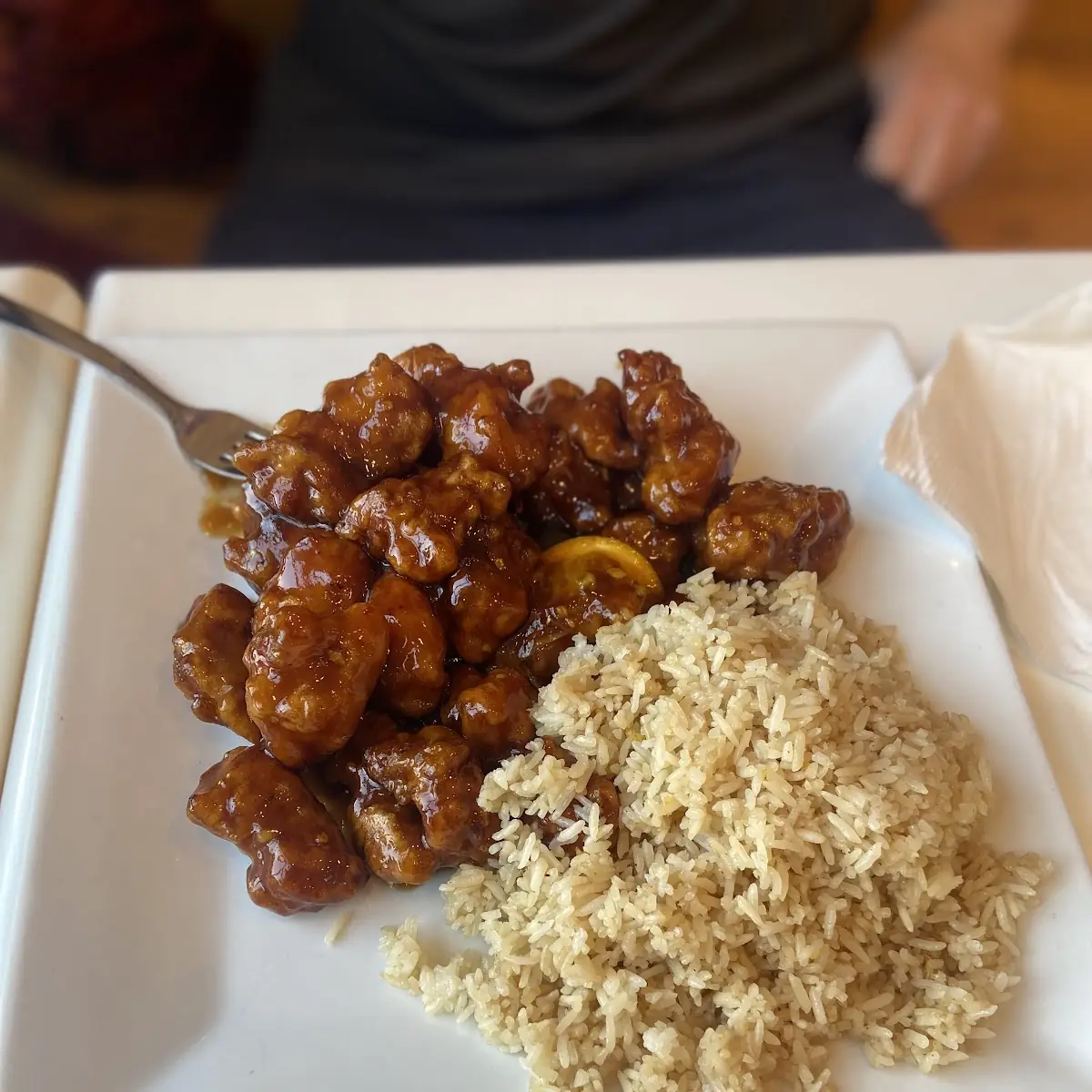 General TSO’S Chicken with White Rice