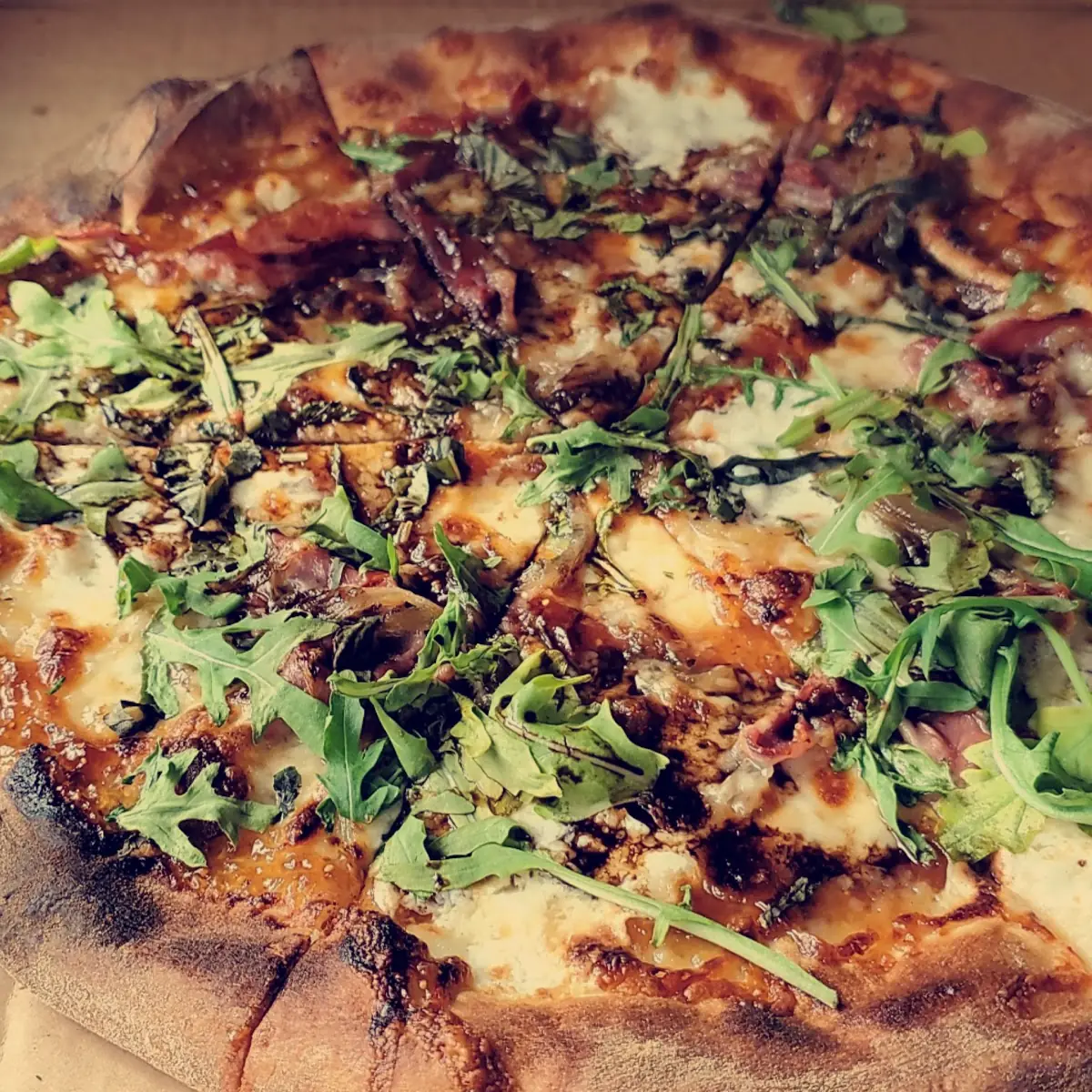Fig and Prosciutto Pizza