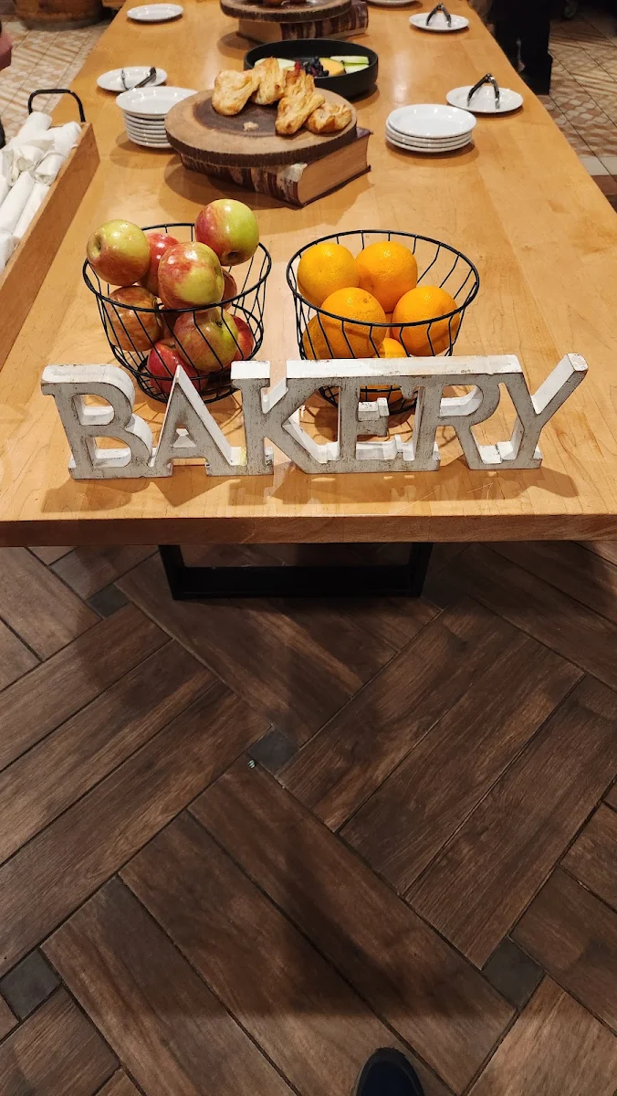 Fruit Bowl, The Bruce Craft House