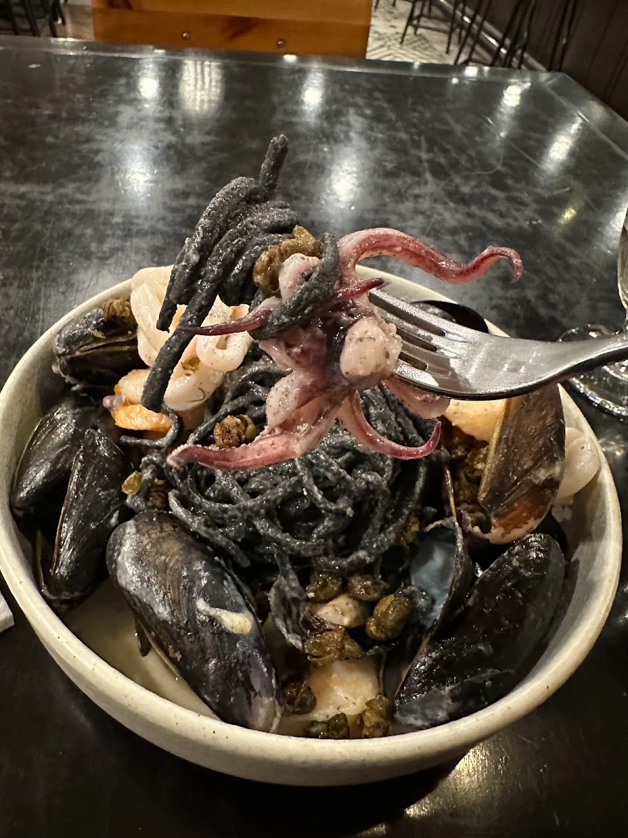 Little Squid, The Bruce Craft House