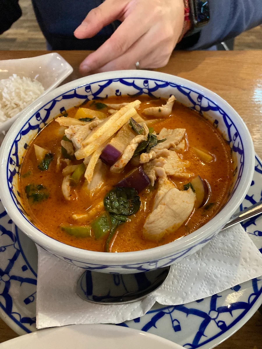 Chicken - Gai Red Curry