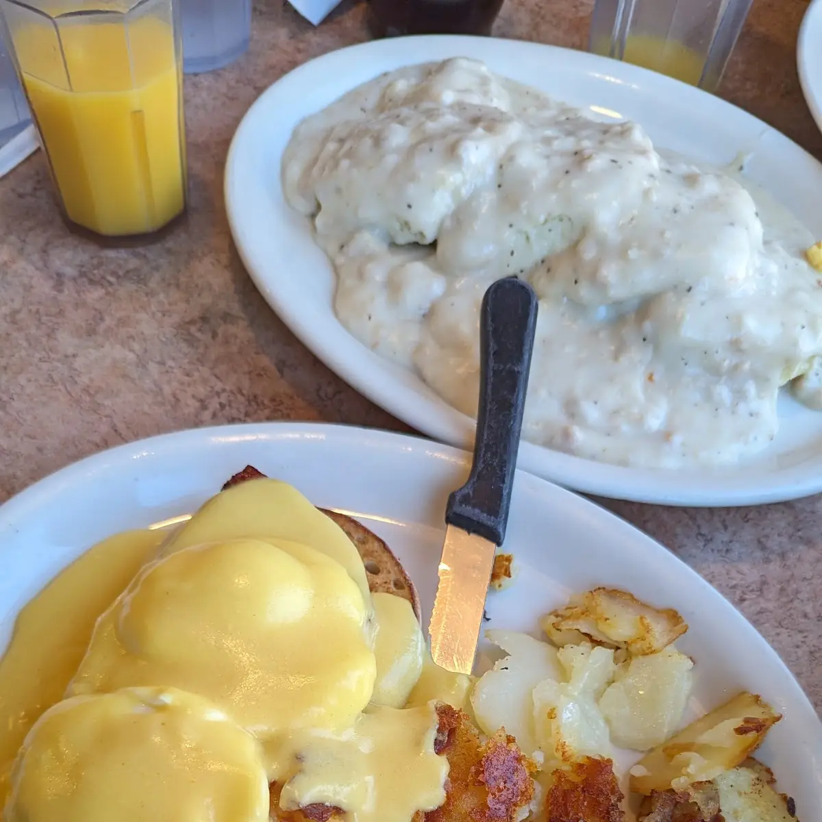 Crab Benedict