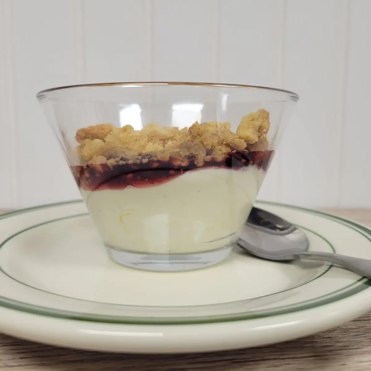 Vanilla Bean Cheesecake Parfait