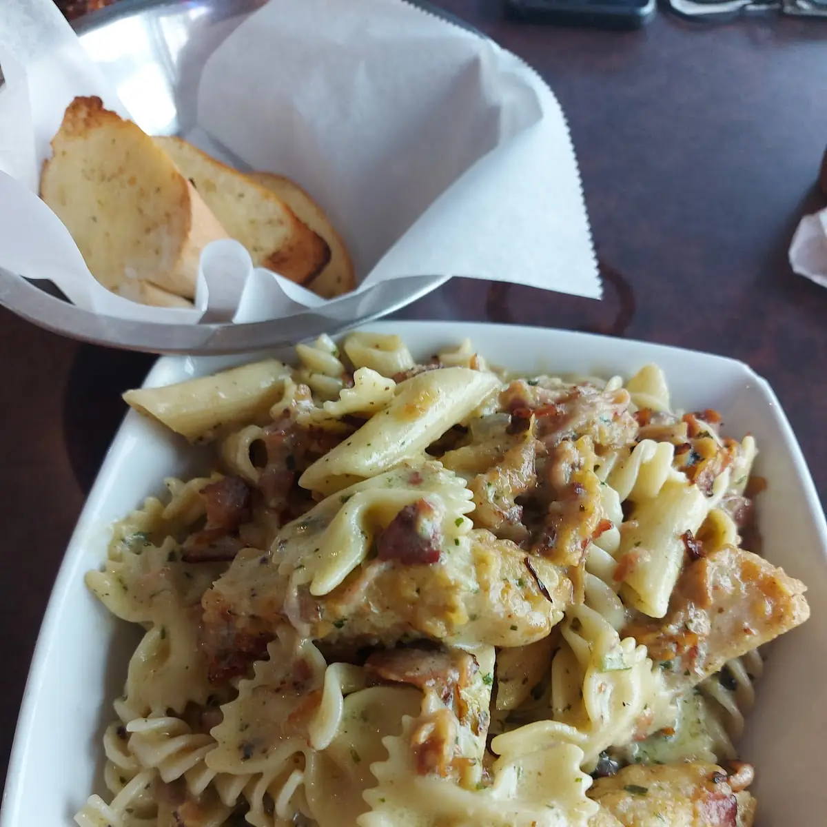 Pollo Pesto Carbonara Pasta