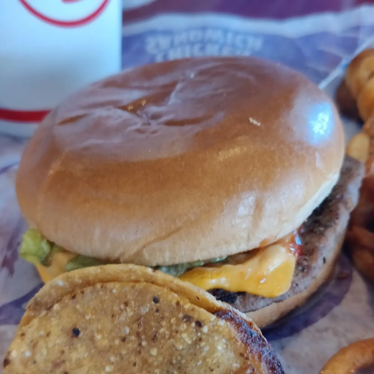 Jumbo Jack Cheeseburger