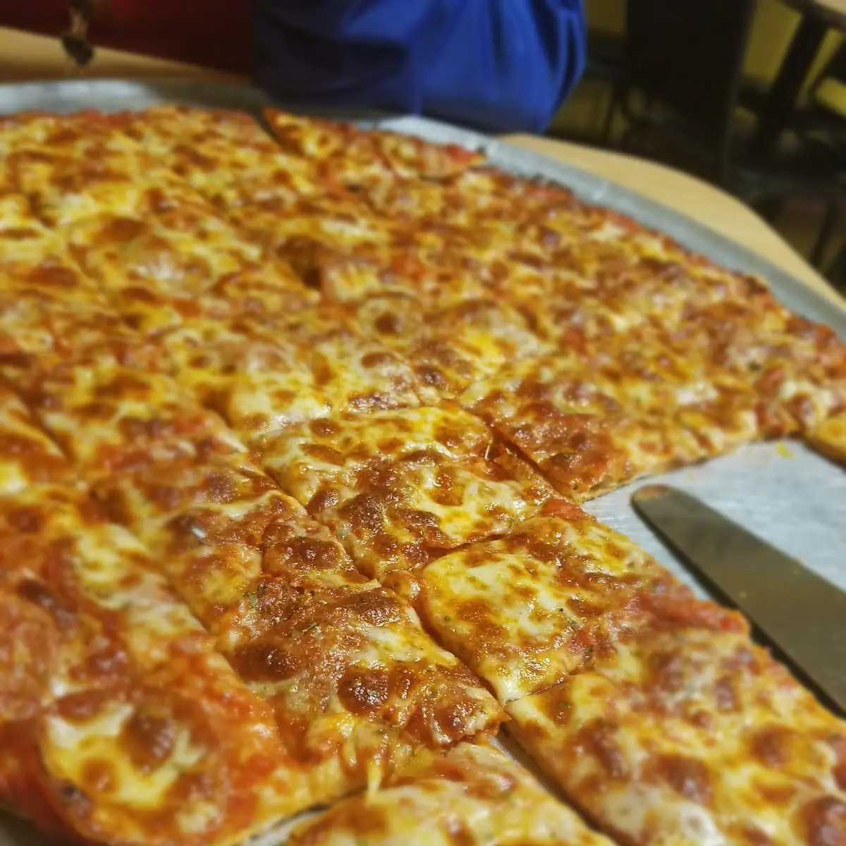 X-Large Cheese Pizza
