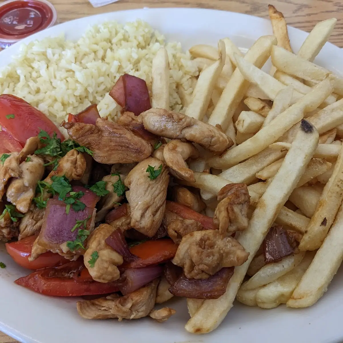 Pollo Saltado