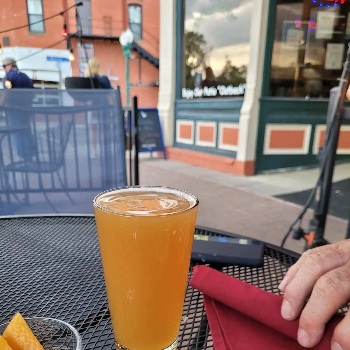 Blue Moon Belgian White