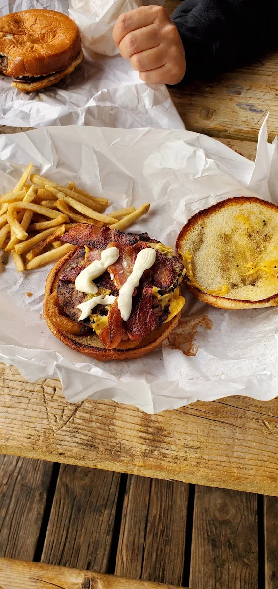 BBQ Cheeseburger with Onion Rings and Bacon