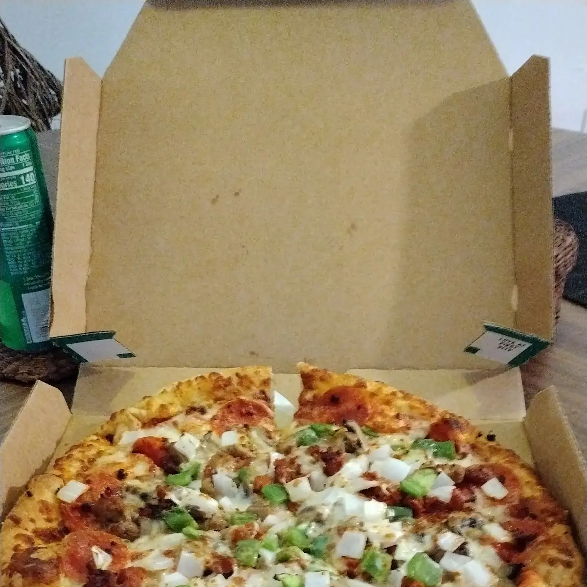 Medium Pizza Supreme Pizza