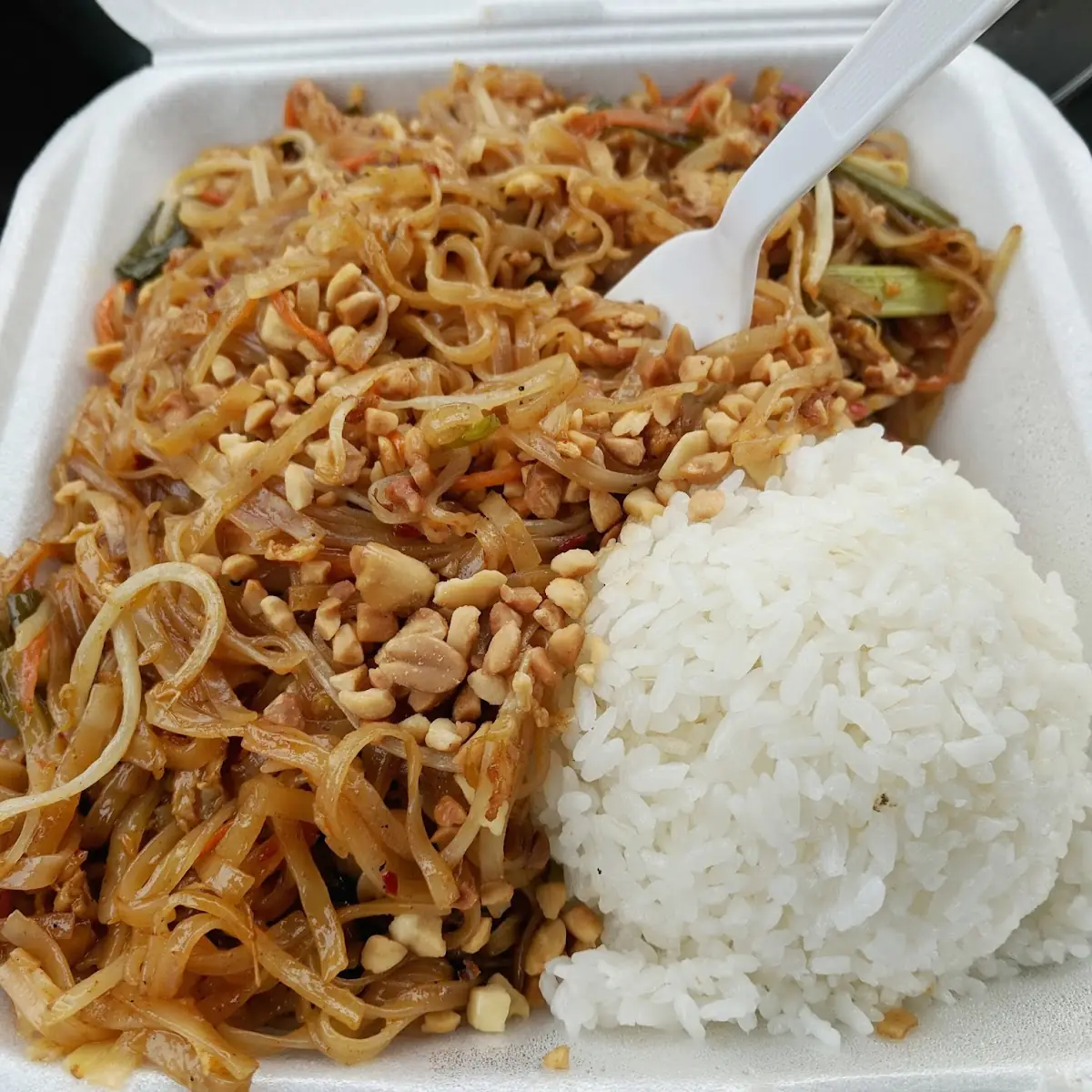 Chicken Pad Thai