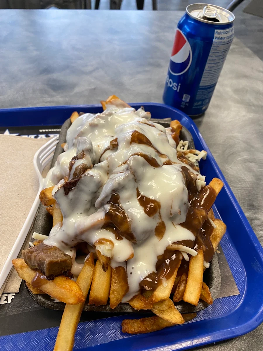 Donaire Poutine, Marco’s Famous