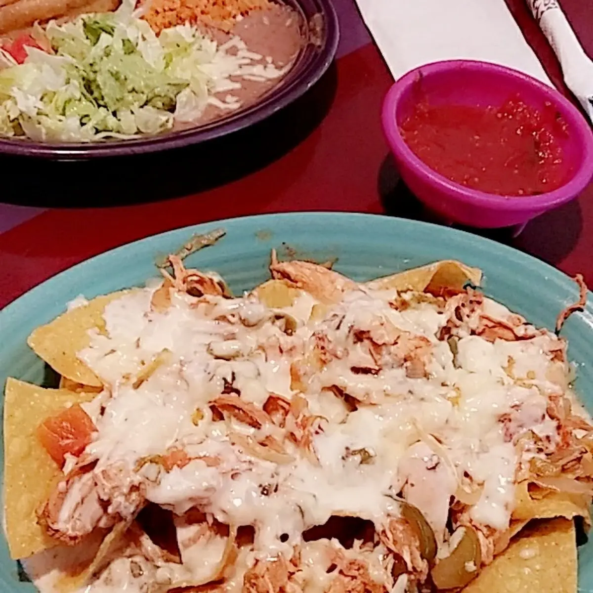 Chicken Nachos with Cheese in Sour Cream