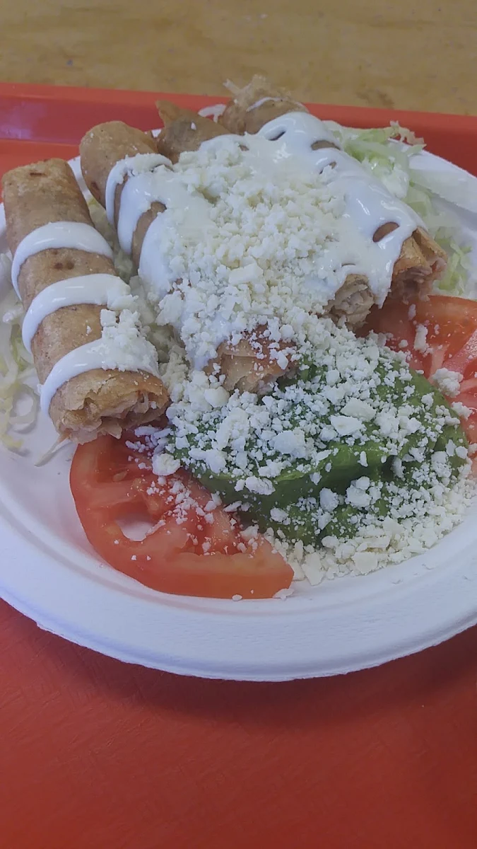 Flautas De Pollo Chicken