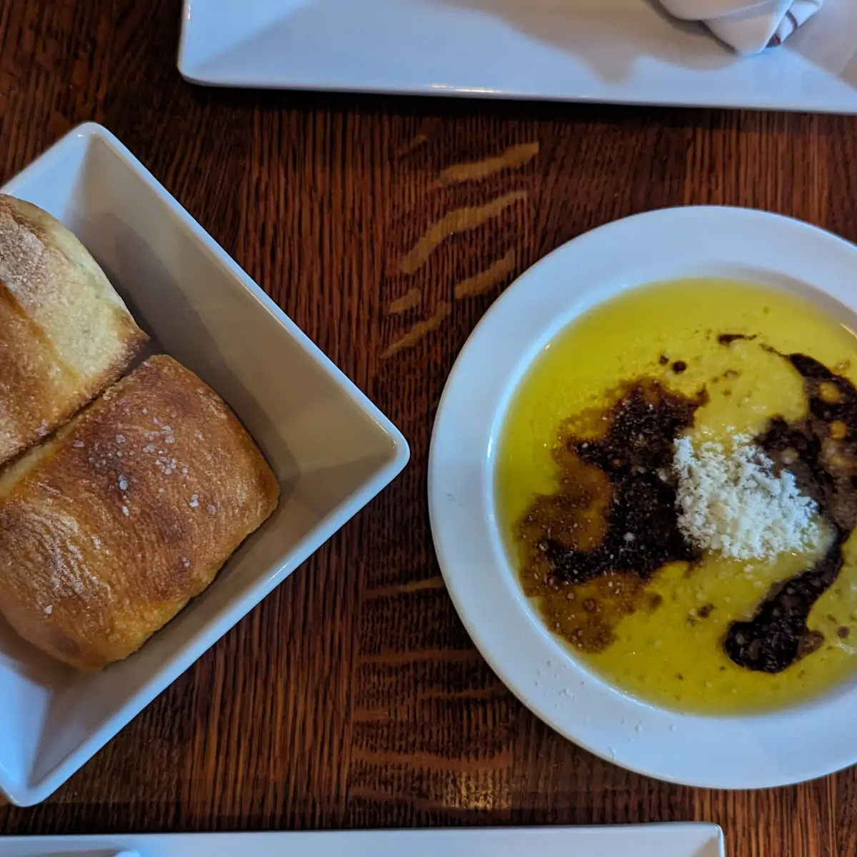 Bread with Olive Oil and Balsamic Vinegar