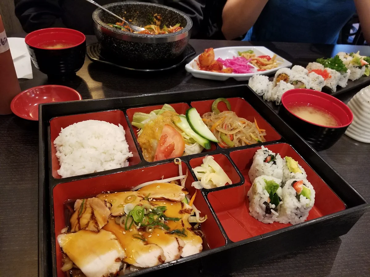 Bento C Teriyaki & Tempura