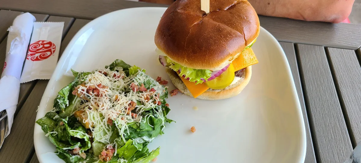 Kicking Memphis Chicken Sandwich, Boston Pizza