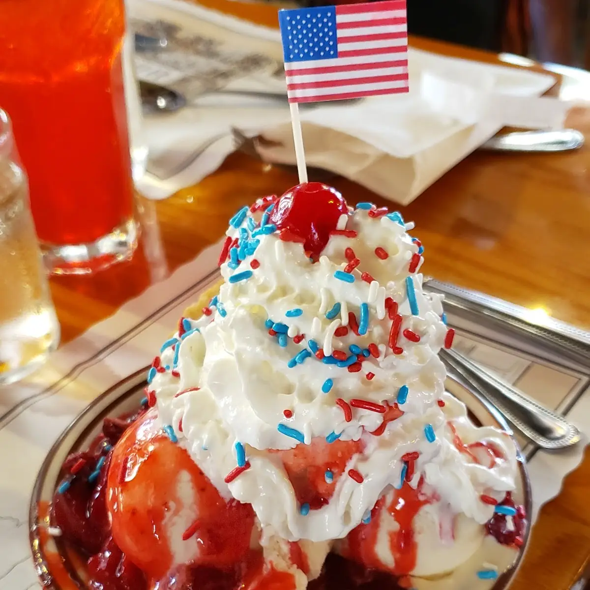 Large Banana Split