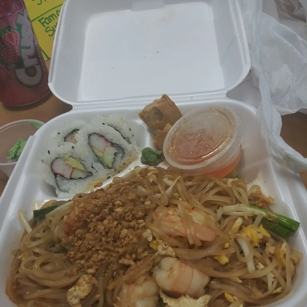 Pad Thai Bento Box Lunch