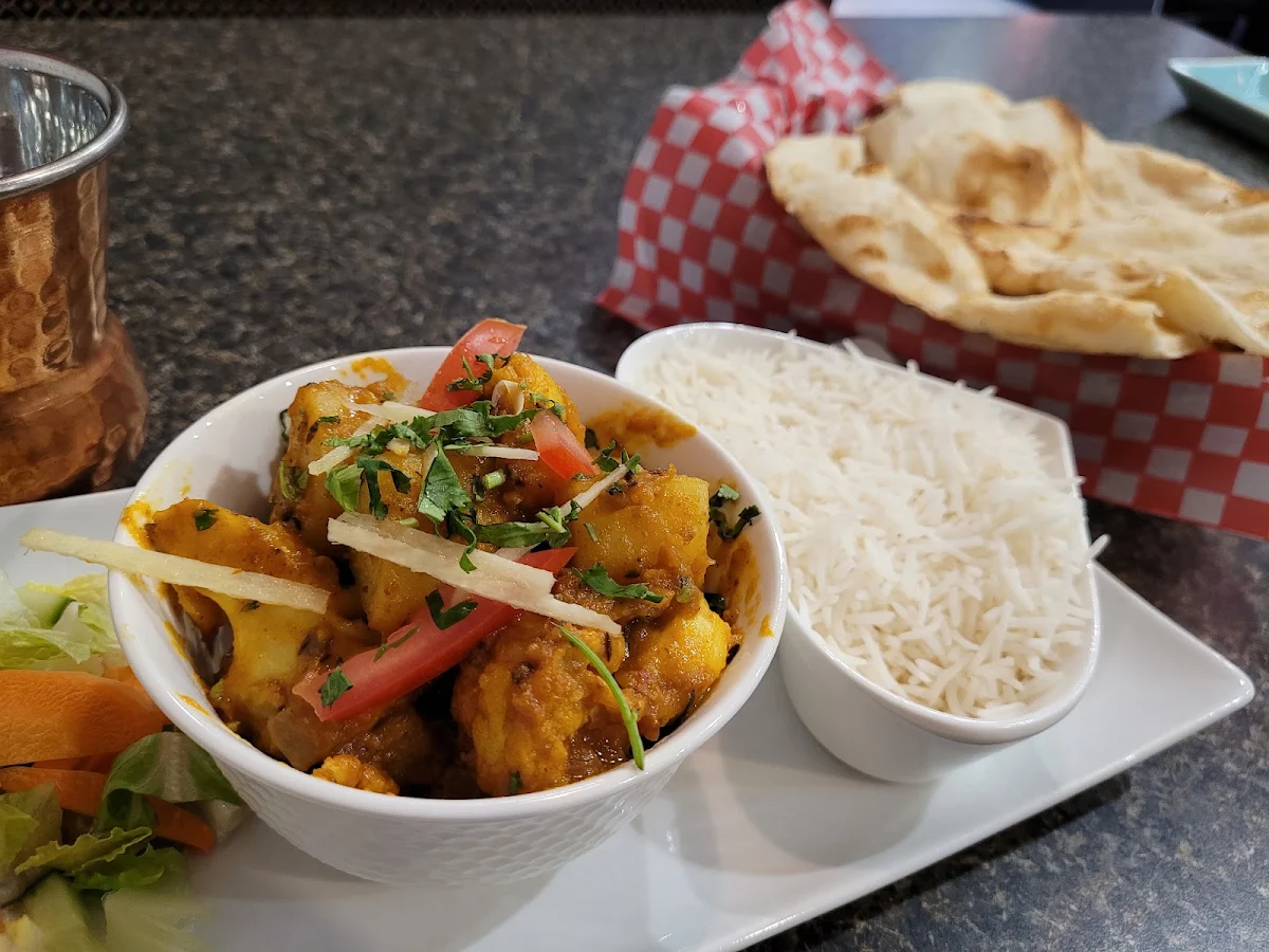 Aloo Gobi Lunch Combo