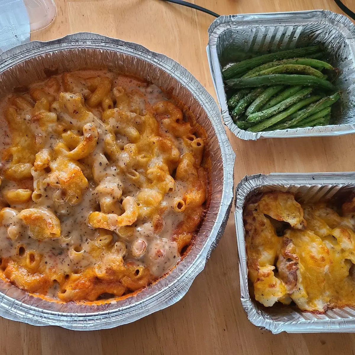 Mac & Cheese Green Beans and Red Potatoes