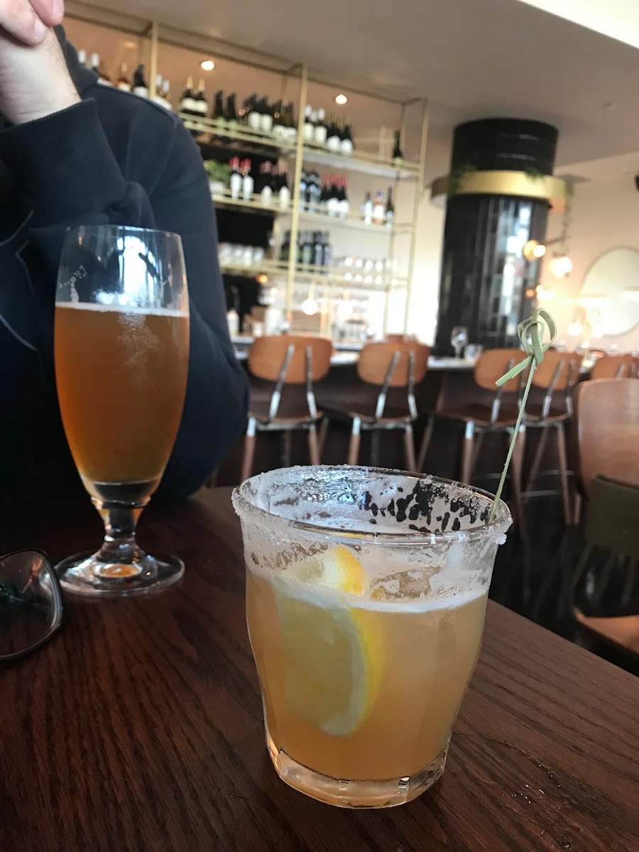 Amaretto Sour Cocktails, Pizzéria NO.900
