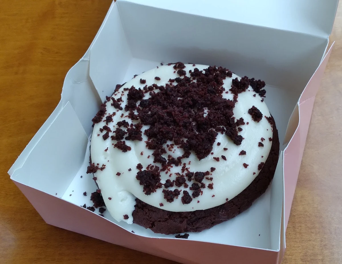 Red Velvet Cupcake Cookie