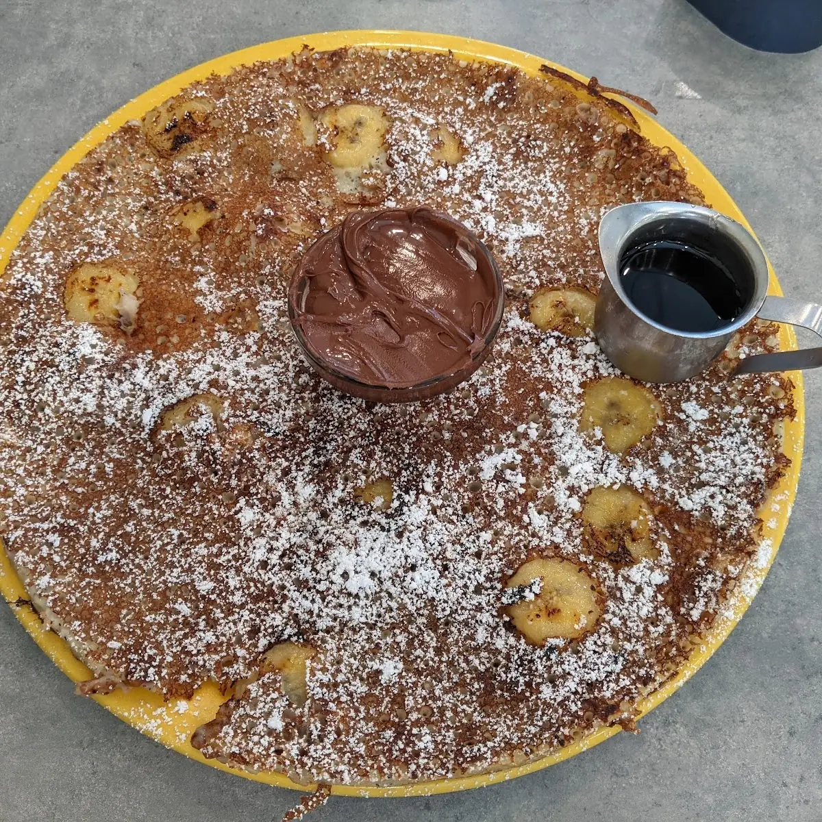 Pannekoeken with Banana & Pecan Cooked in Topped with Nutella, De Dutch