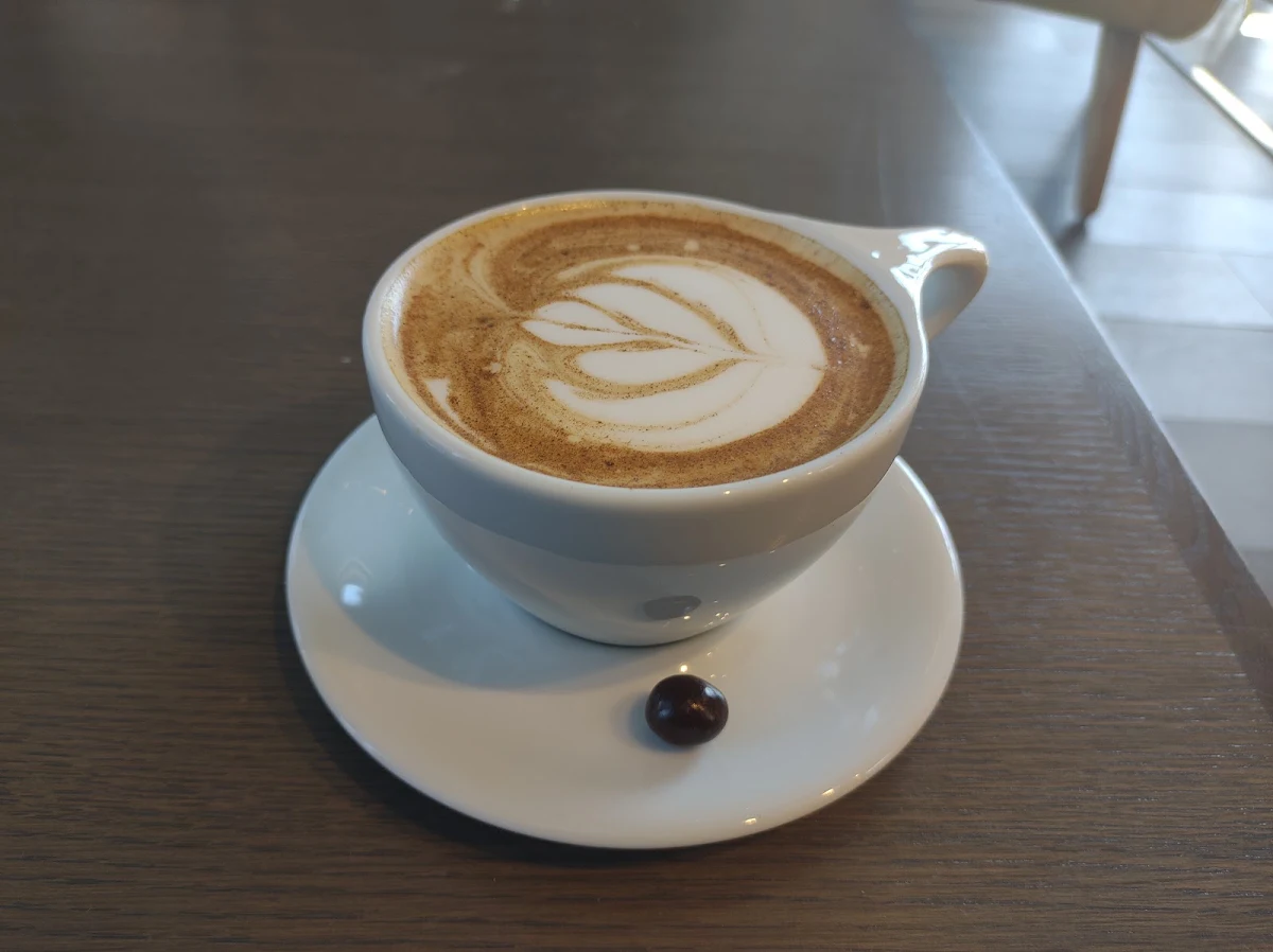 Cinnamon Roll Latte
