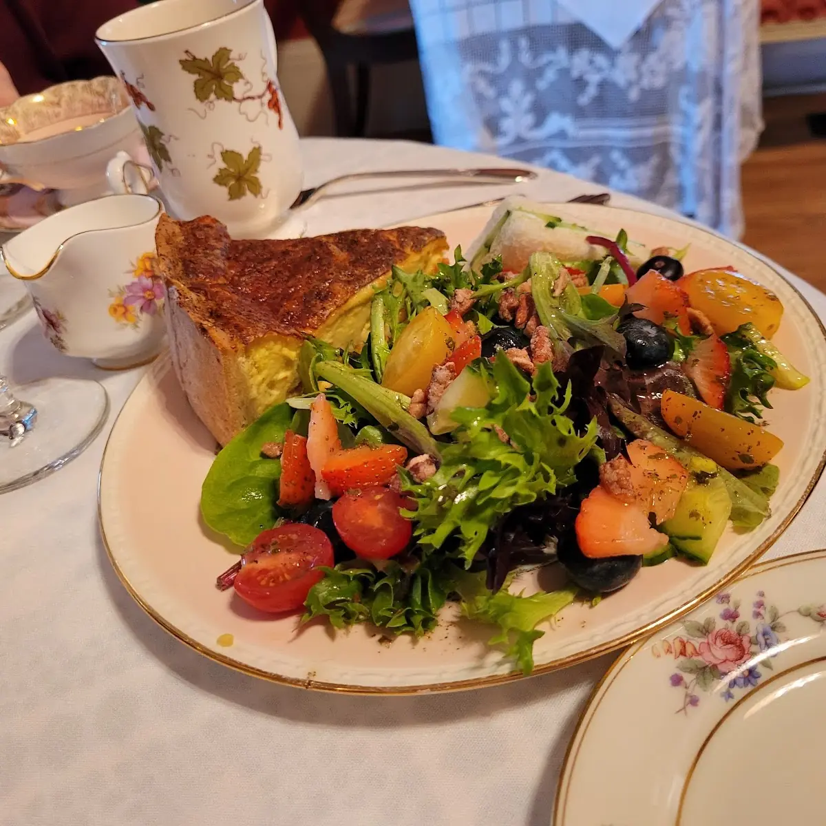 Salad & Salmon Quiche