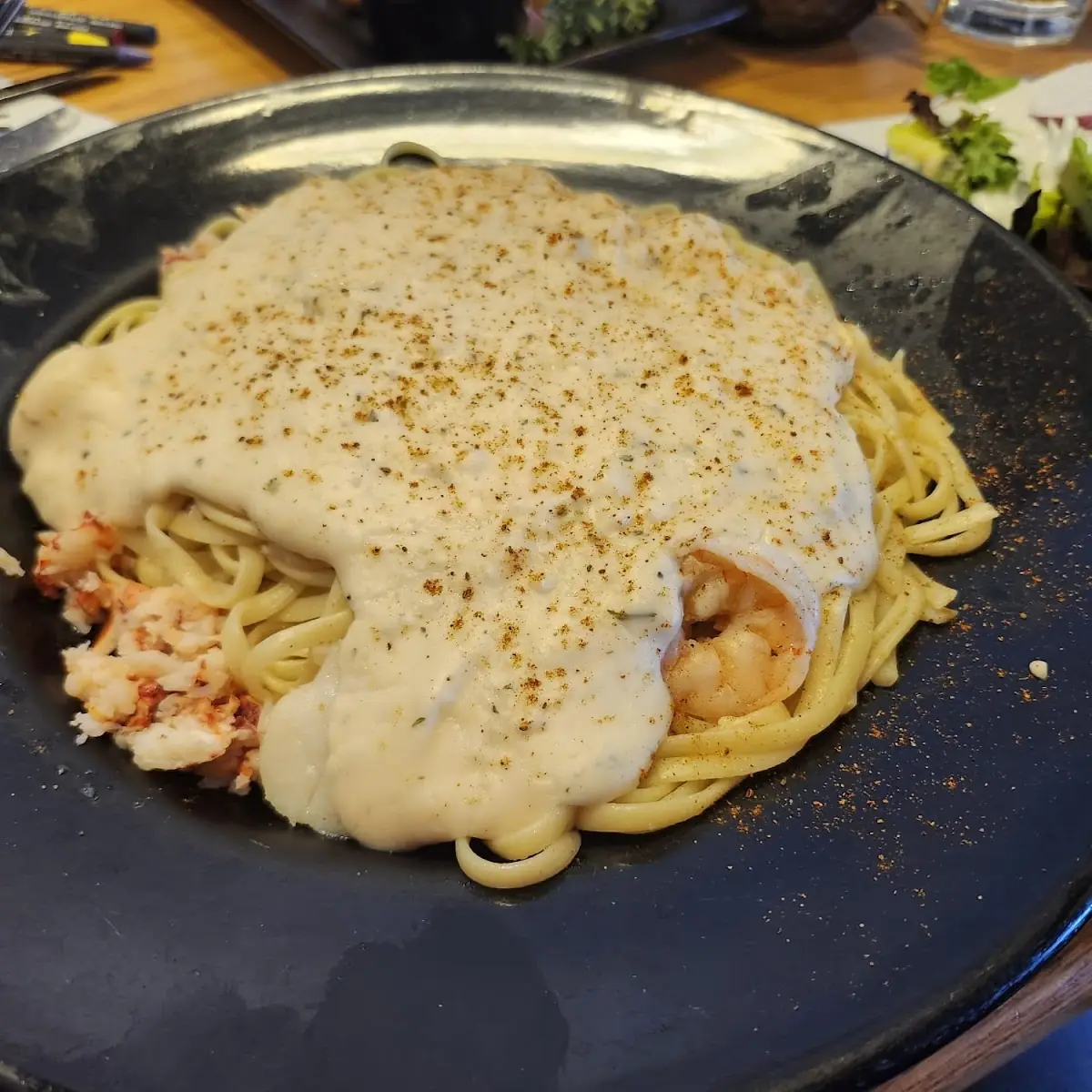 Seafood Alfredo Pasta